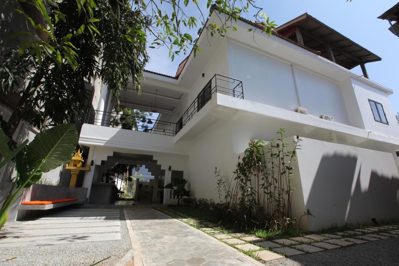 Ashia Hotel & Lounge Siem Reap Ngoại thất bức ảnh