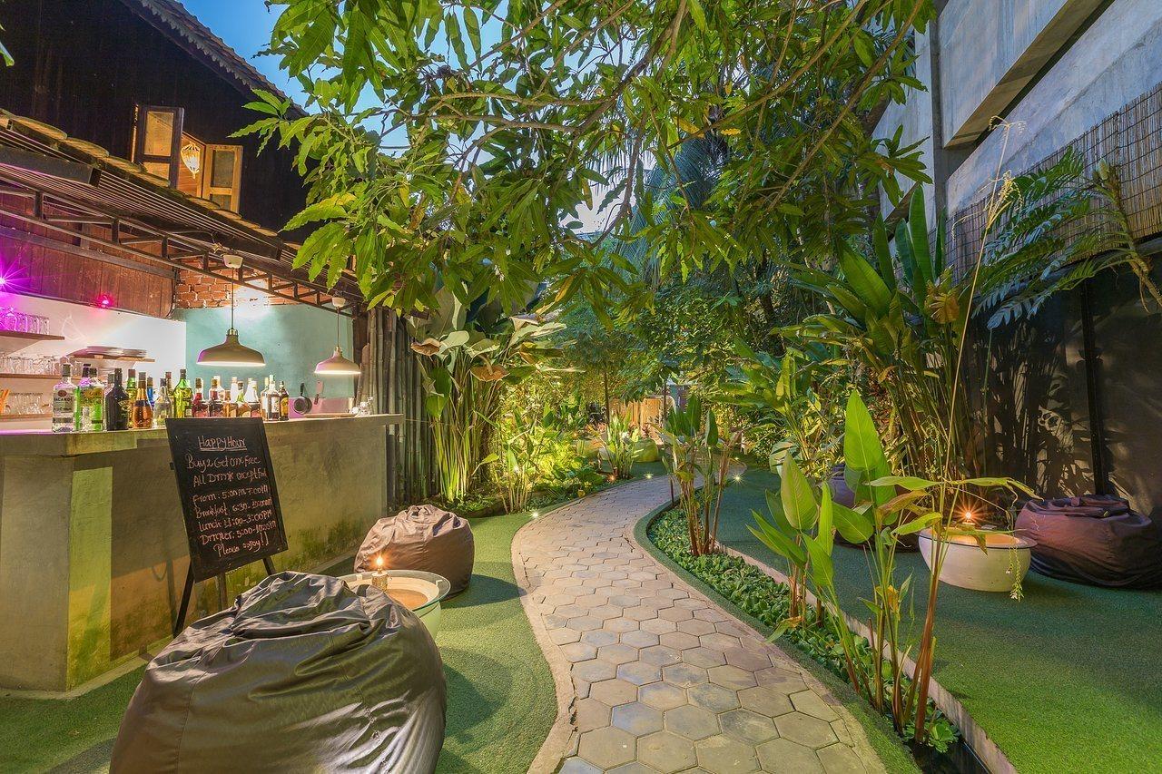 Ashia Hotel & Lounge Siem Reap Ngoại thất bức ảnh