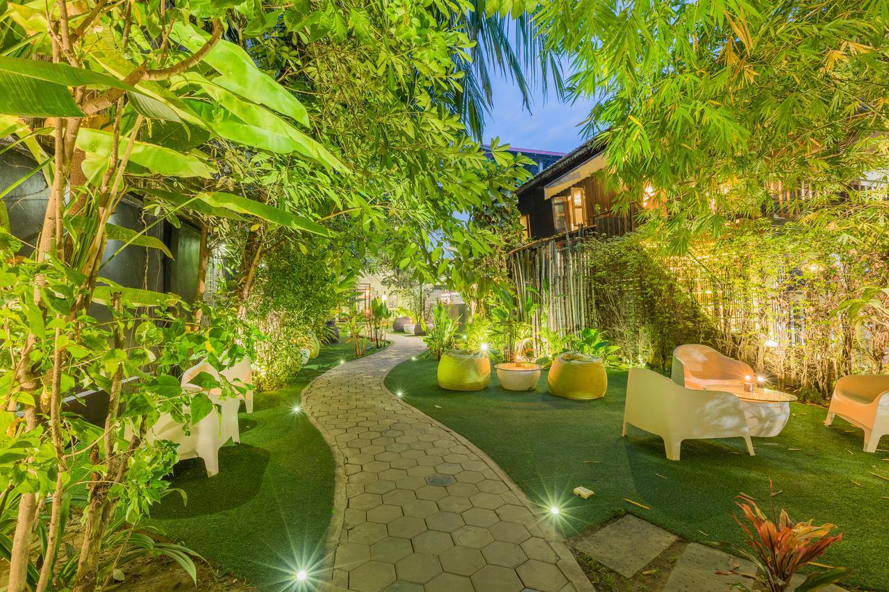 Ashia Hotel & Lounge Siem Reap Ngoại thất bức ảnh